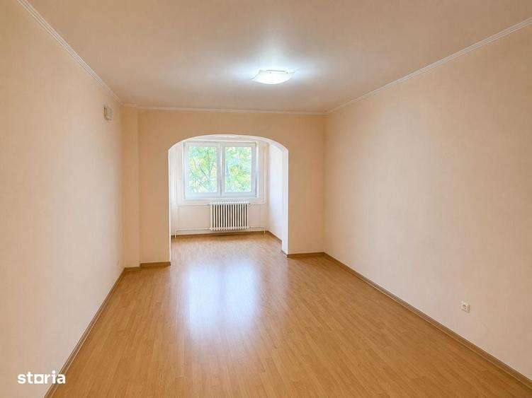 Apartament cu 2 camere decomandat în Gară