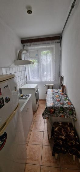 Apartament cu 2 camere semidecomandat în Malu Roșu