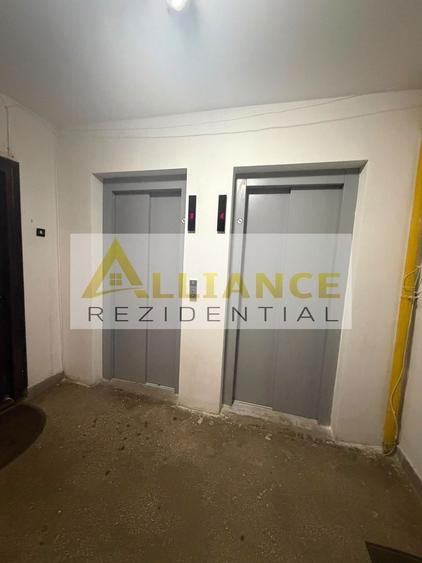 Apartament cu 2 camere decomandat în Berceni
