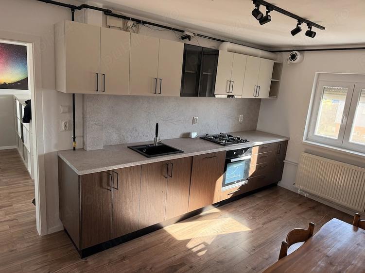 Apartament cu 2 camere decomandat în Soarelui