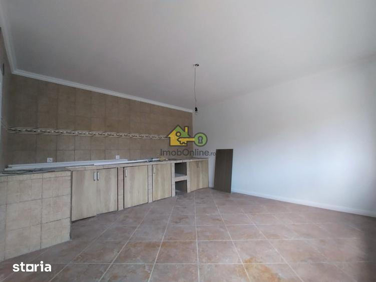 Casă cu 3 camere cu Teren 372 Mp în Șag