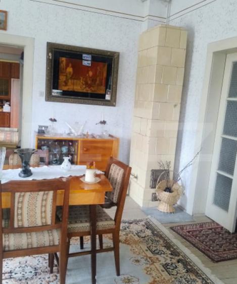 Casă cu 4 camere cu Teren 7729 Mp în Central