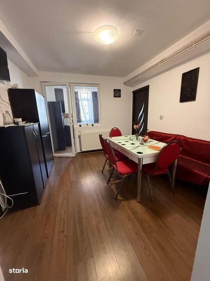 Apartament cu 2 camere decomandat în Craiovița Nouă
