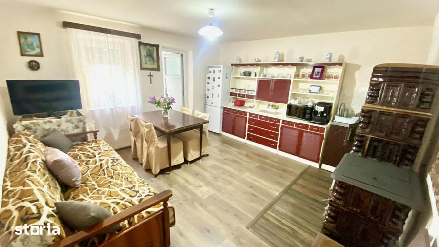 Casă cu 3 camere cu Teren 1014 Mp în Cordău