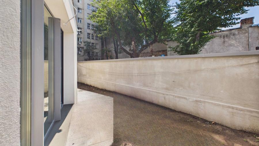 Apartament cu 2 camere semidecomandat în Grivița