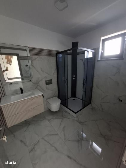 Casă cu 4 camere cu Teren 380 Mp în Hemeiuș