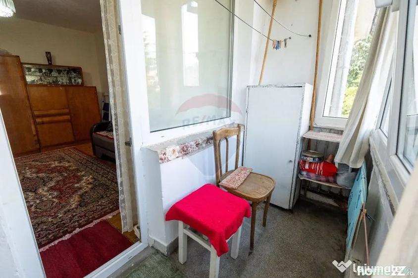 Apartament cu 2 camere semidecomandat în Calea București