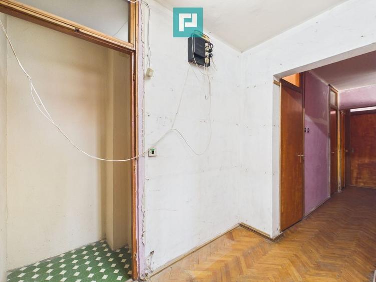 Apartament cu 3 camere în Olimpia-Stadion