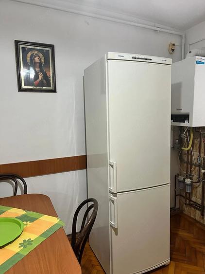 Apartament cu 3 camere decomandat în Aradului