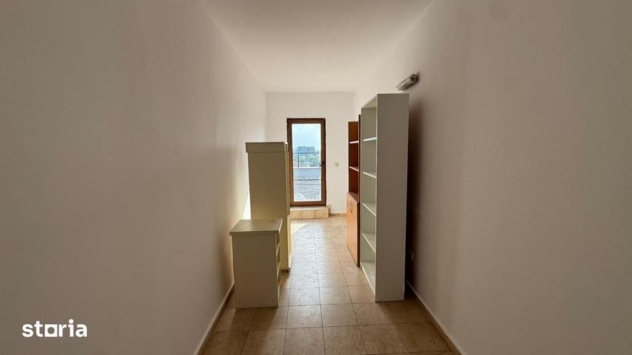Apartament cu 3 camere în Lunei
