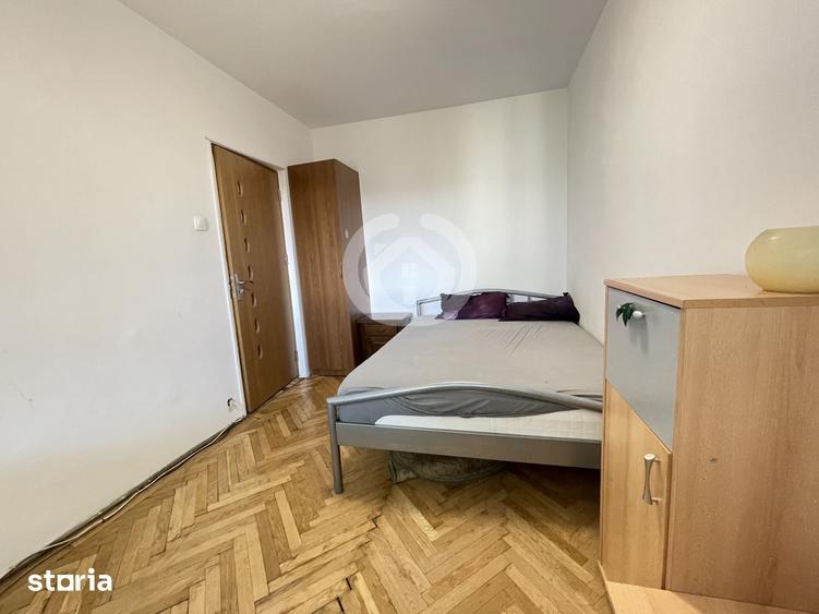 Apartament cu 3 camere decomandat în Central