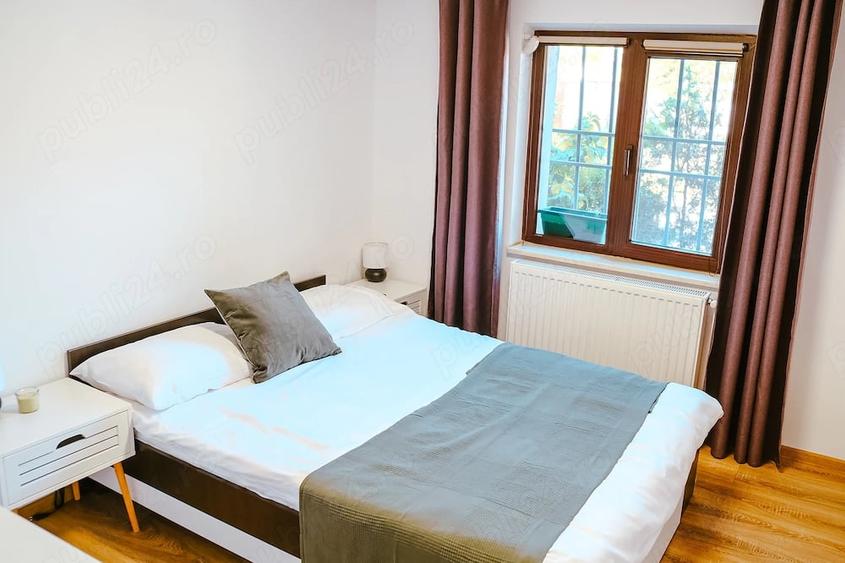 Apartament cu 4 camere decomandat în Central