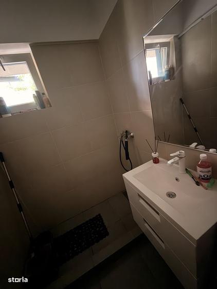 Apartament cu 3 camere în Mihai Bravu