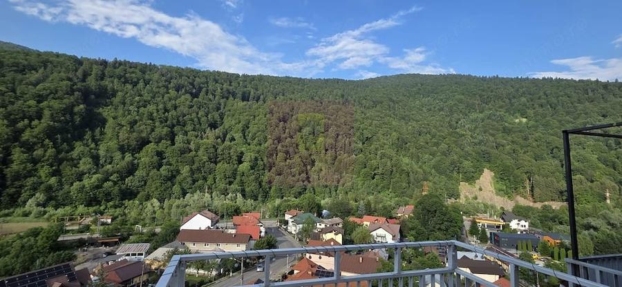 Apartament cu 2 camere semidecomandat în Sud