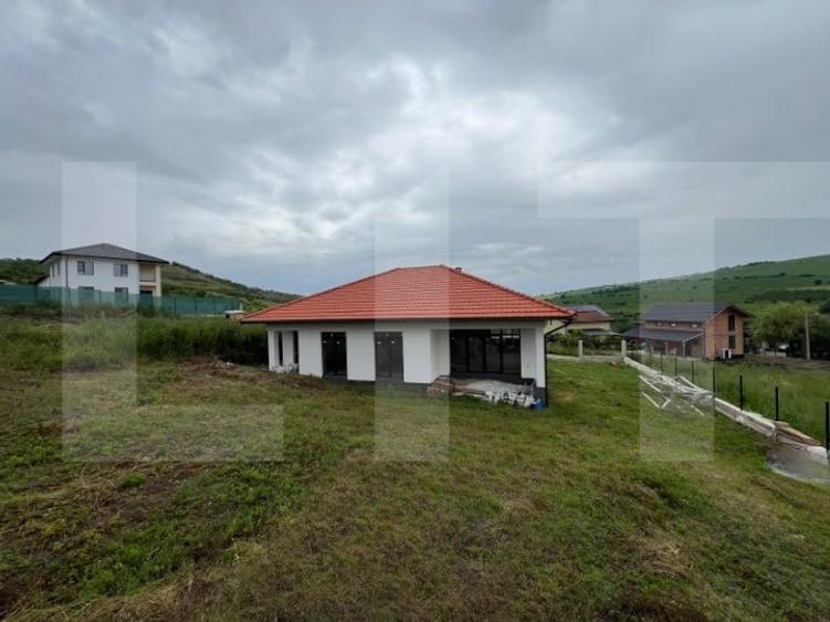 Casă individuală cu 5 camere cu Teren 1112 Mp în Apahida