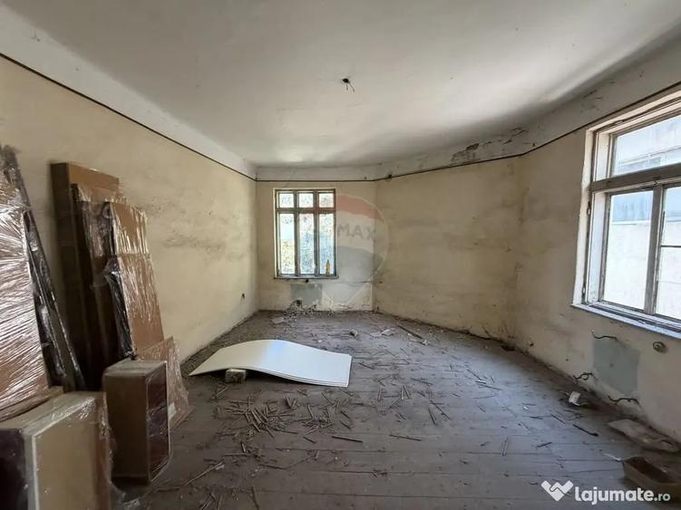 Spațiu comercial, de 350 mp, în Ultracentral