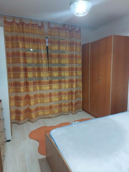 Apartament cu 2 camere decomandat în Berceni