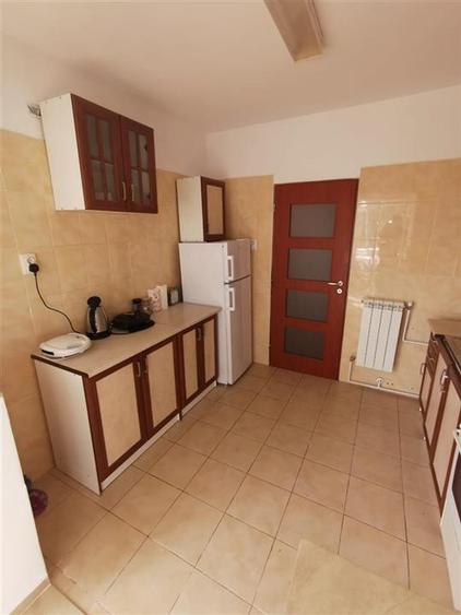 Apartament cu 2 camere decomandat, mobilat în Canta