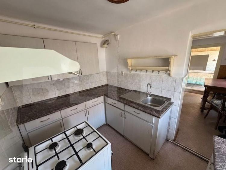 Casă cu 5 camere cu Teren 1950 Mp în Central
