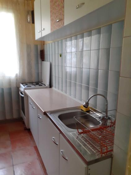 Apartament cu 2 camere semidecomandat în Vatra Luminoasă