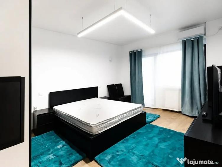 Apartament cu 3 camere decomandat în Calea Victoriei