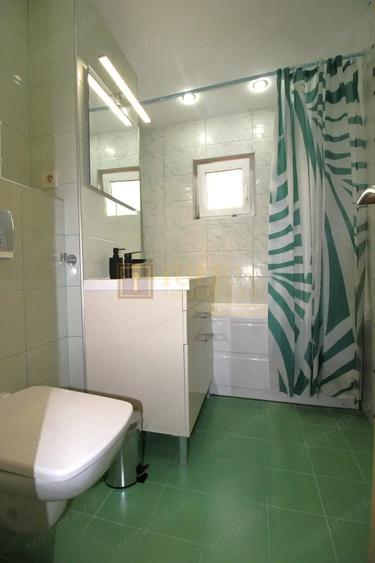 Apartament cu 4 camere decomandat în Bucovina