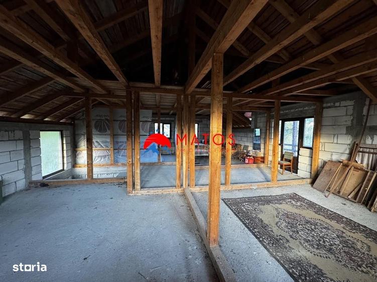 Casă cu 4 camere în Vărbila
