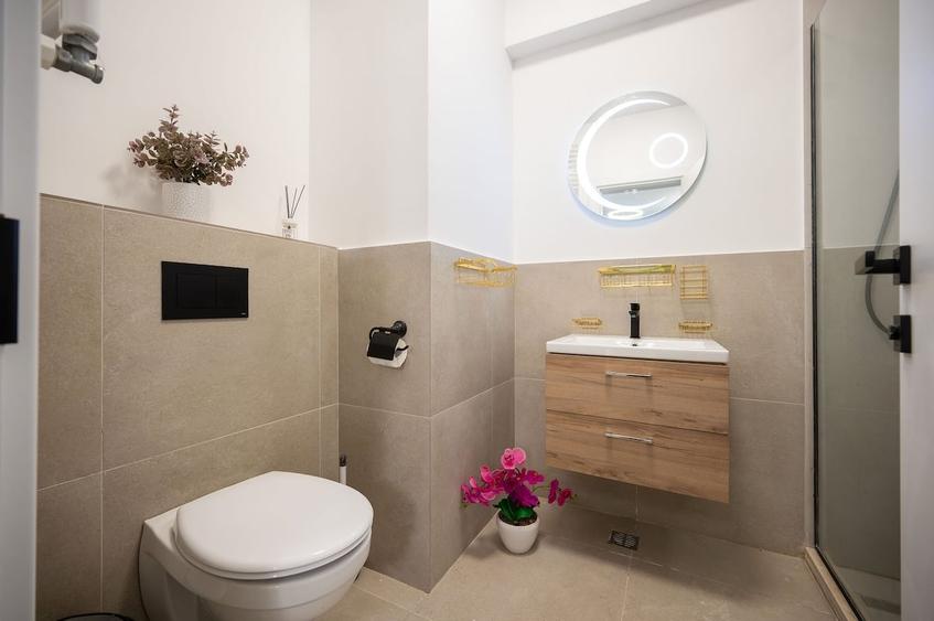 Apartament cu 2 camere decomandat în Mamaia-Sat