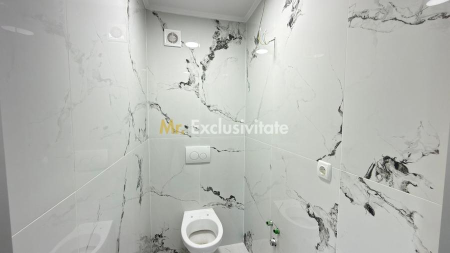 Apartament cu 3 camere semidecomandat în Sud-Vest