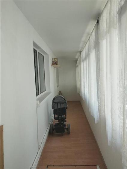 Apartament cu 2 camere semidecomandat în 9 Mai