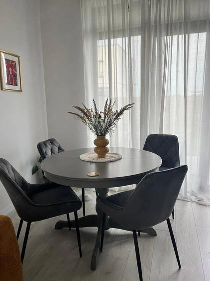 Casă cu 4 camere cu Teren 300 Mp în Exterior Vest