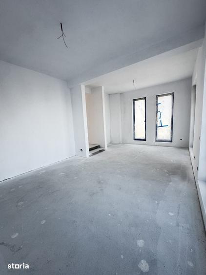 Casă cu 4 camere cu Teren 480 Mp în Chinteni