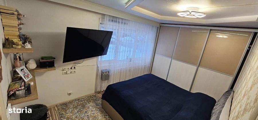 Apartament cu 3 camere semidecomandat, mobilat în Berceni — fotografia 3