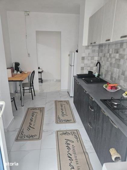 Apartament cu 3 camere, mobilat în Vatra Luminoasă