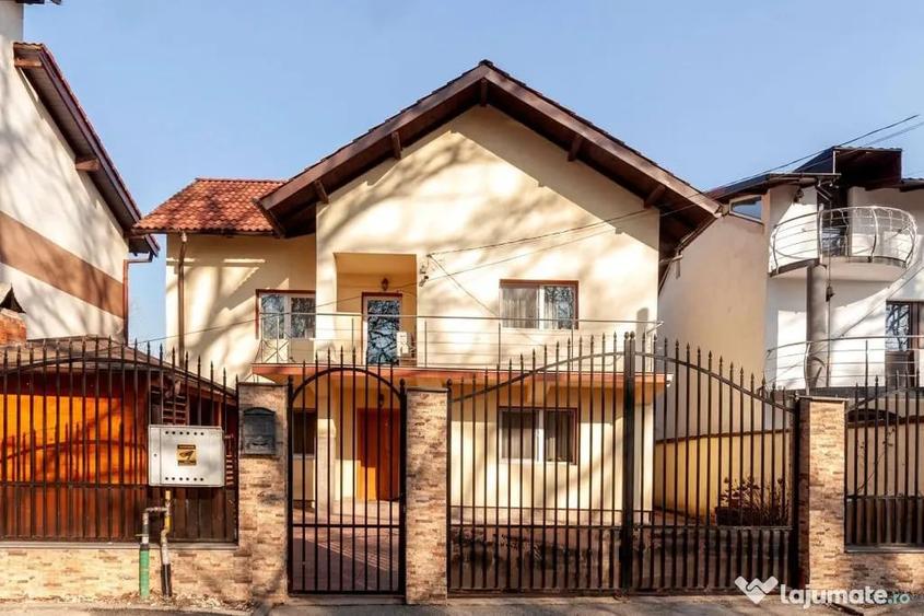 Casă cu 4 camere cu Teren 198 Mp în Trivale