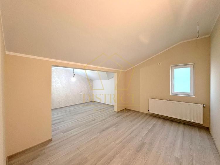 Duplex cu 4 camere cu Canalizare în Moșnița Veche