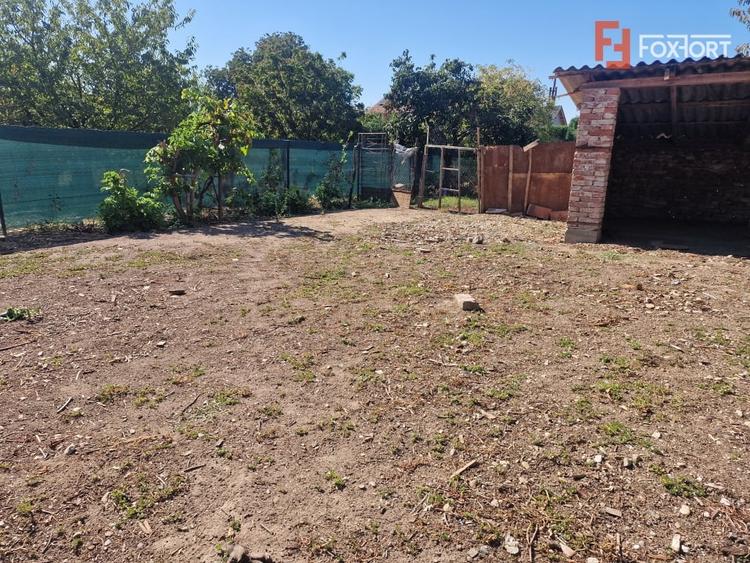 Casă individuală cu 3 camere cu Teren 647 Mp în Moșnița Veche
