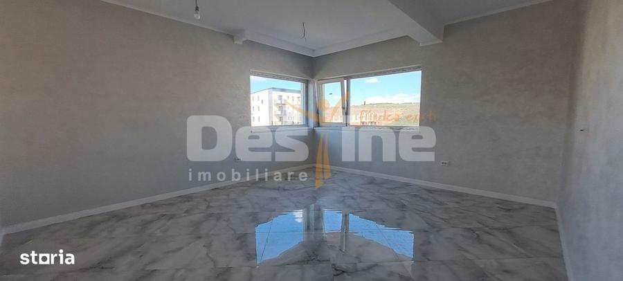 Casă cu 4 camere cu Teren 372 Mp în Rediu