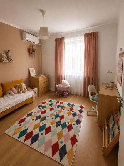Casă cu 4 camere în Roșu