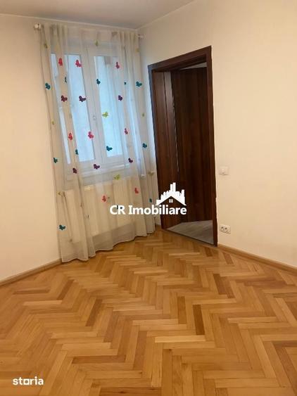 Apartament cu 4 camere decomandat în Aviatorilor