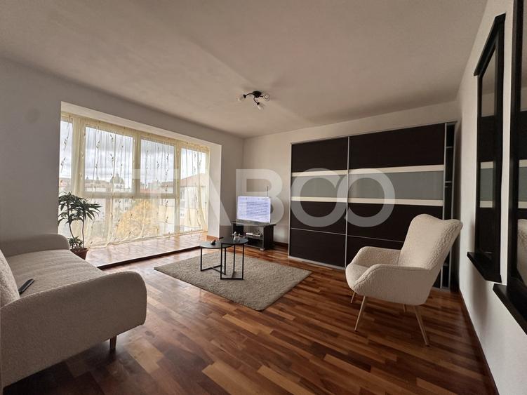 Apartament cu 3 camere decomandat, mobilat în Mihai Viteazul