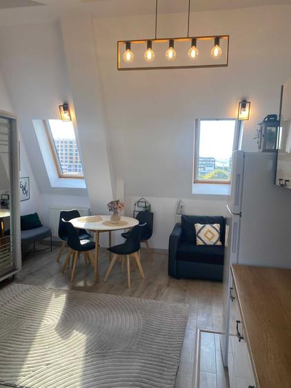 Apartament cu 2 camere decomandat în Gară