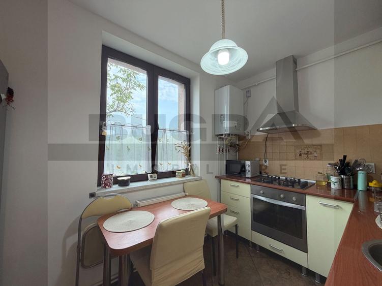 Apartament cu 2 camere decomandat în Gară