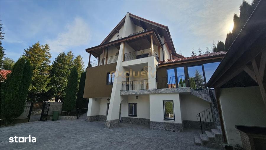 Casă cu 9 camere cu Teren 600 Mp în Central