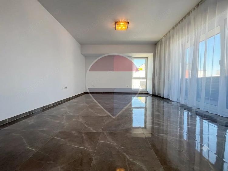 Apartament cu 3 camere decomandat în Avantgarden