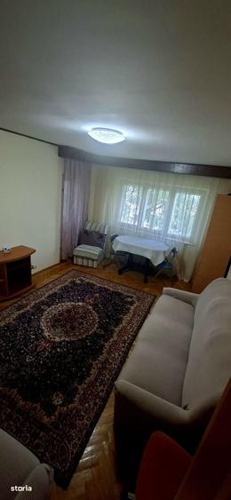 Apartament cu 2 camere decomandat în Eremia