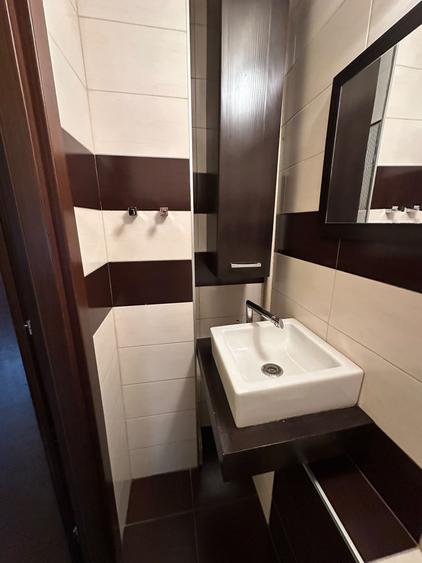 Apartament cu 3 camere decomandat, mobilat în Dristor