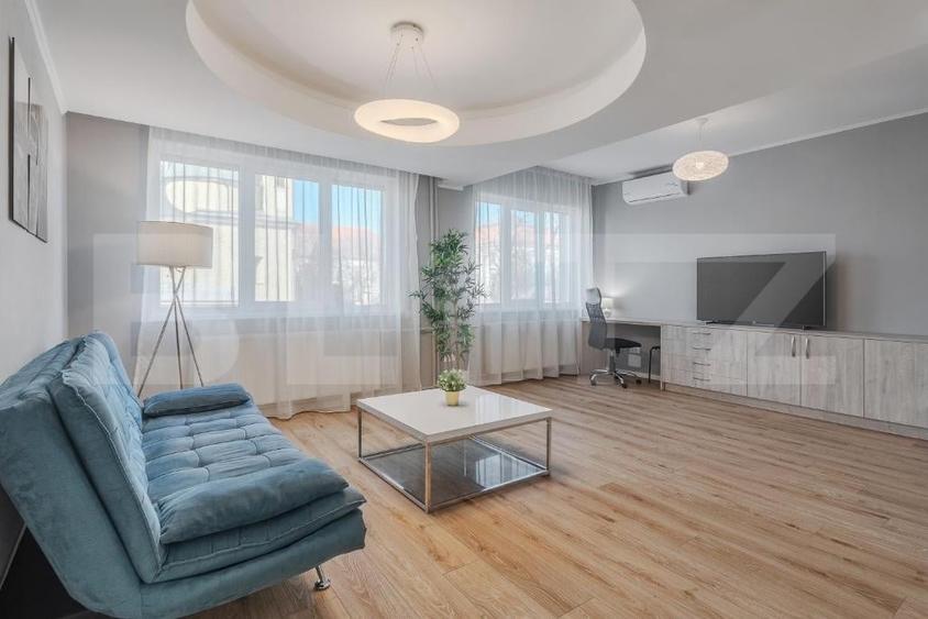 Apartament modern cu 3 camere, central, etaj 1 - 5