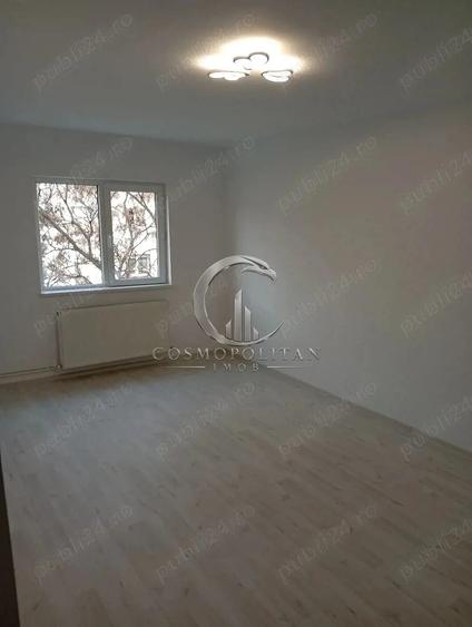 Apartament cu 2 camere decomandat în Aleea Sporturilor