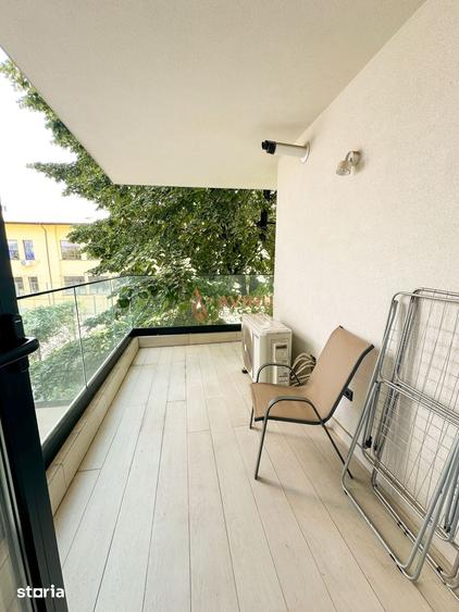 Apartament cu 3 camere decomandat în Cișmigiu